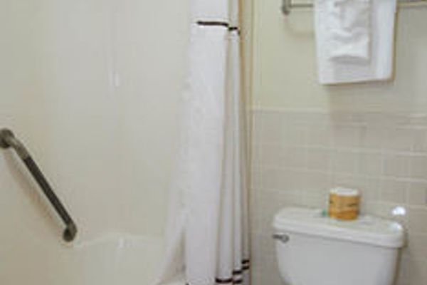 Coos Motor Inn (Lancaster)